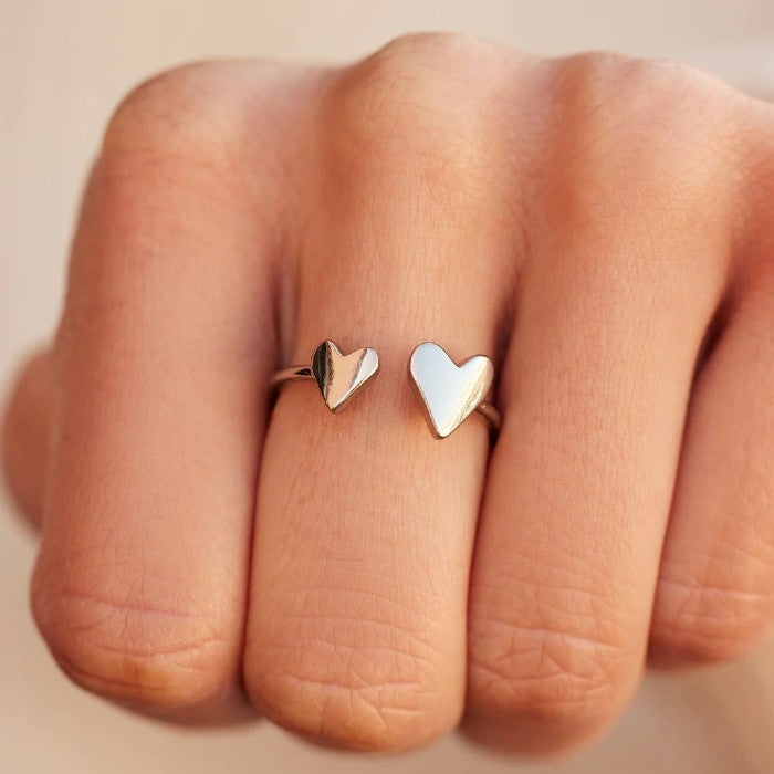 PURA VIDA TWO HEARTS RING - SILVER