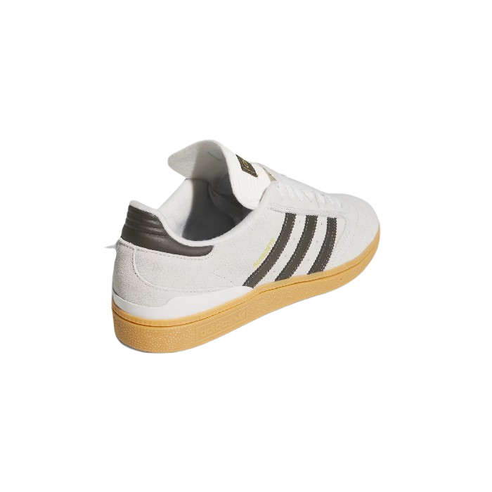 ADIDAS BUSENITZ PRO SCHOENEN - CRYSTAL WHITE/SHADOW OLIVE/GUM