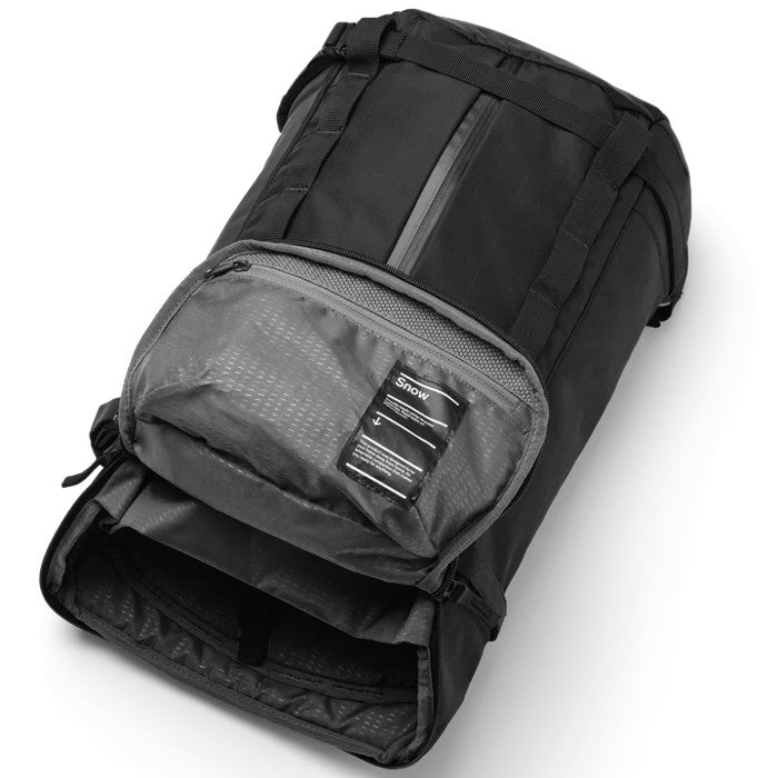 DB BACKCOUNTRY WINTERSPORT RUGZAK 20L BLACK OUT