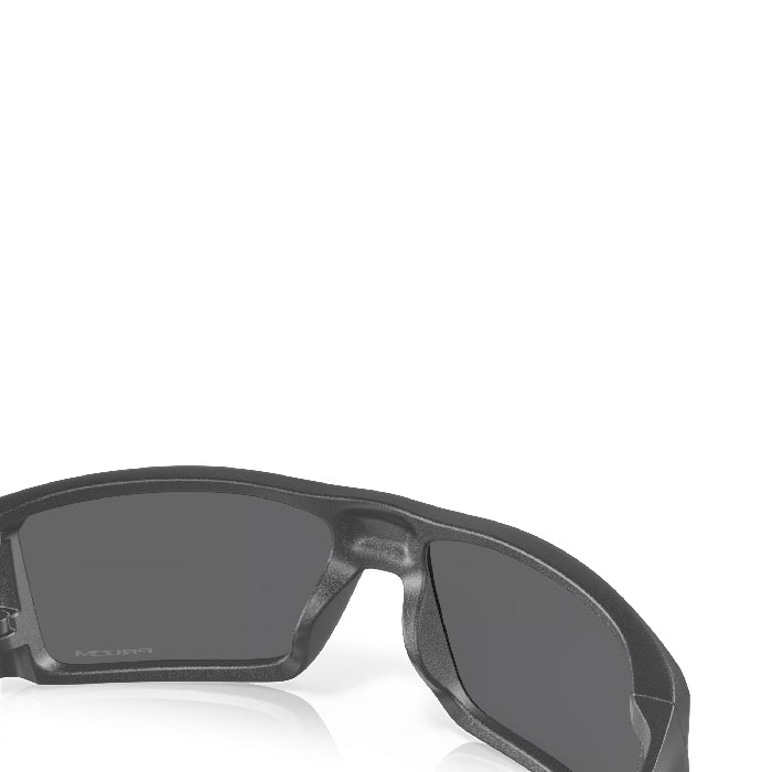 OAKLEY HELIOSTAT ZONNEBRIL - PRIZM BLACK POLARIZED/STEEL The Old Man Boardsports Oakley