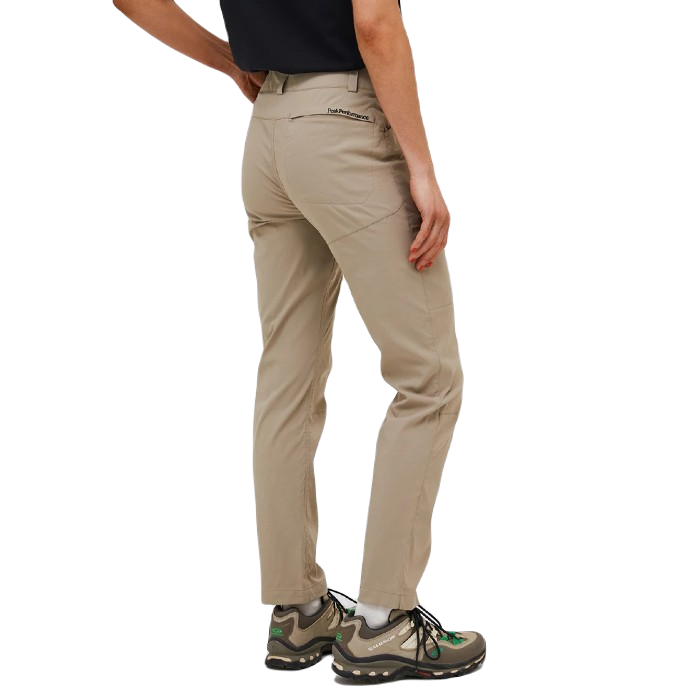 PEAK PERFORMANCE ICONIQ OUTDOOR BROEK - AVID BEIGE