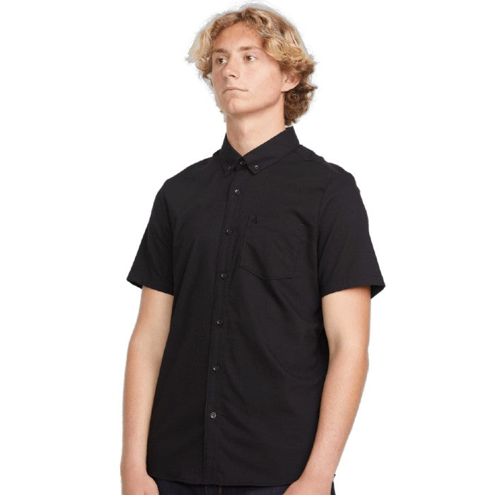 VOLCOM EVERETT OXFORD SHORT SLEEVE OVERHEMD NEW BLACK