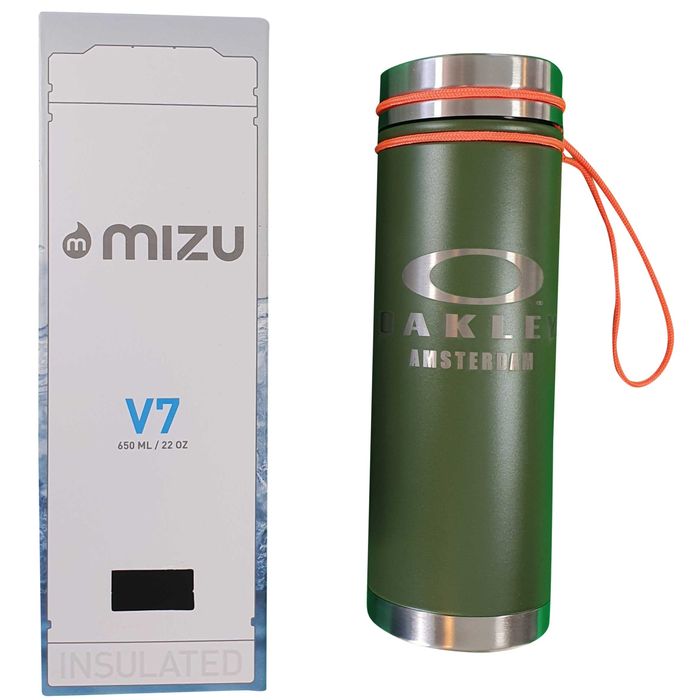 MIZU V7 X OAKLEY AMSTERDAM THERMOF-FLASCHE – GRÜN