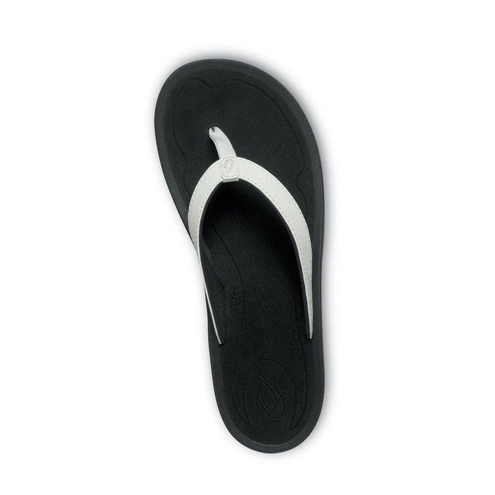 OLUKAI KULAPA KAI FLIP-FLOPS – WEISS/SCHWARZ