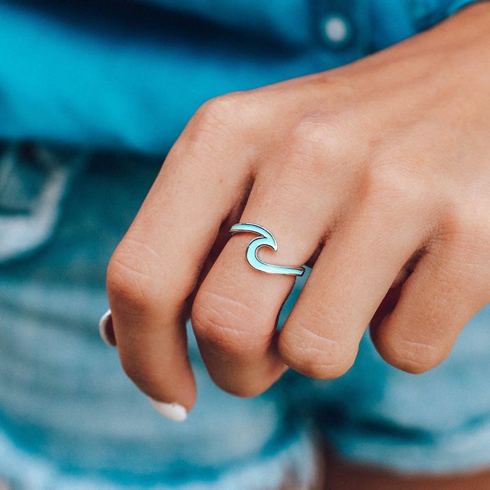 PURA VIDA ENAMELED WAVE RING - SILVER