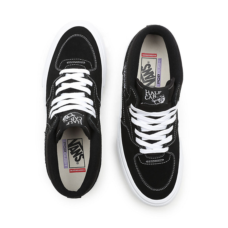 VANS HALF CAB SKATE SCHOENEN - BLACK/WHITE