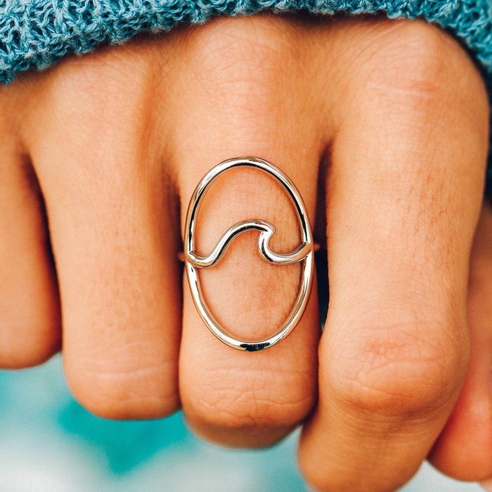 PURA VIDA LARGE WAVE RING - SILVER